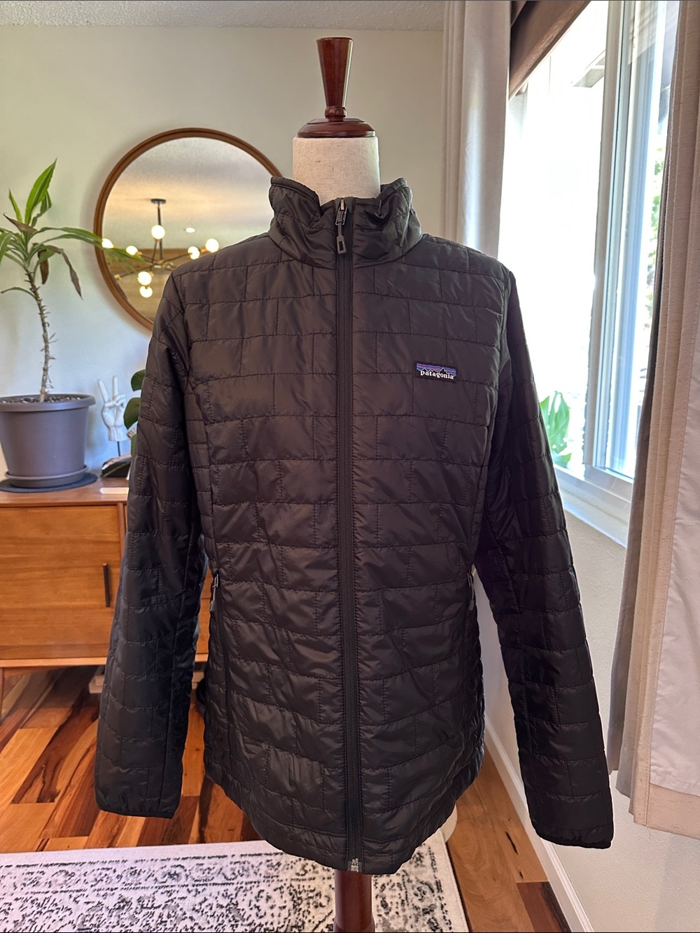 NWOT Patagonia Nano Puff Jacket